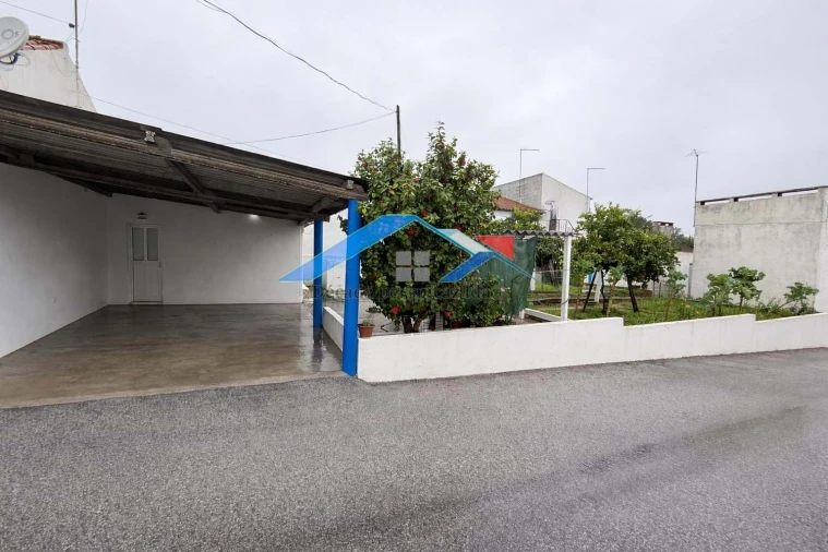 Moradia T2 para Venda em Coruche, Fajarda e Erra Foto 8