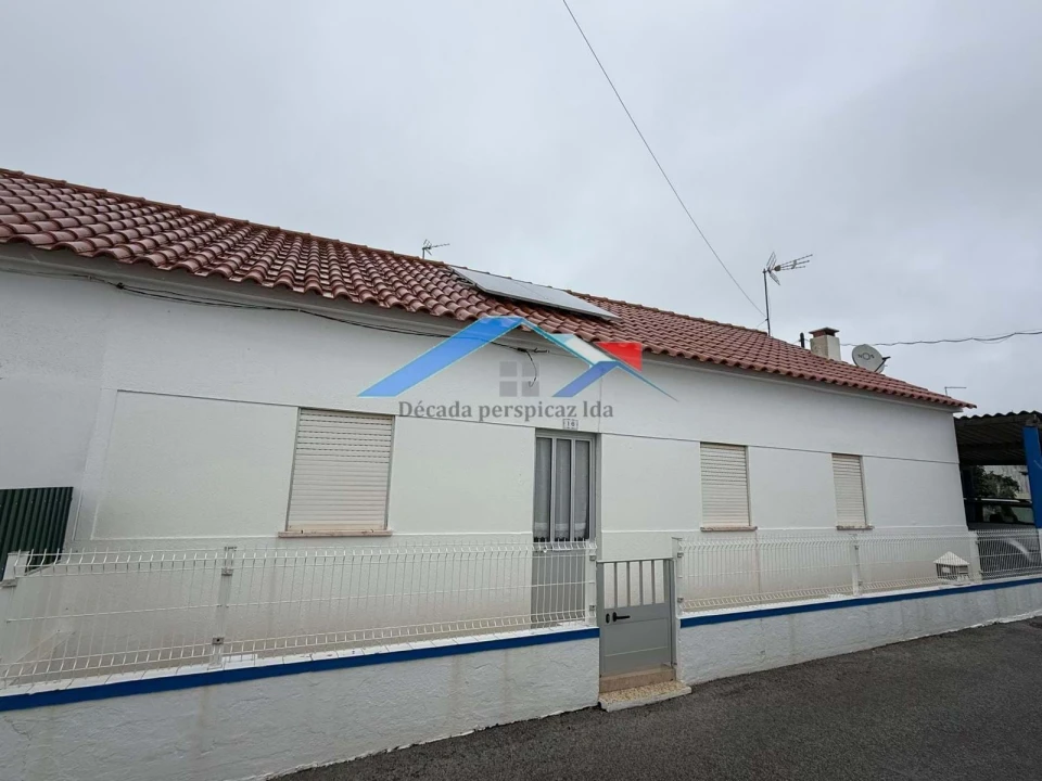 Moradia T2 para Venda em Coruche, Fajarda e Erra Foto 1