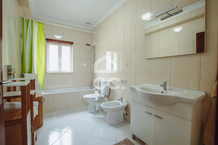 Moradia T3 para Venda em Vilarinho dos Galegos e Ventozelo Foto 15