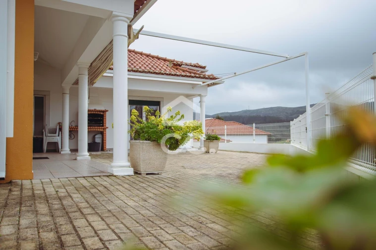 Moradia T3 para Venda em Vilarinho dos Galegos e Ventozelo Foto 24