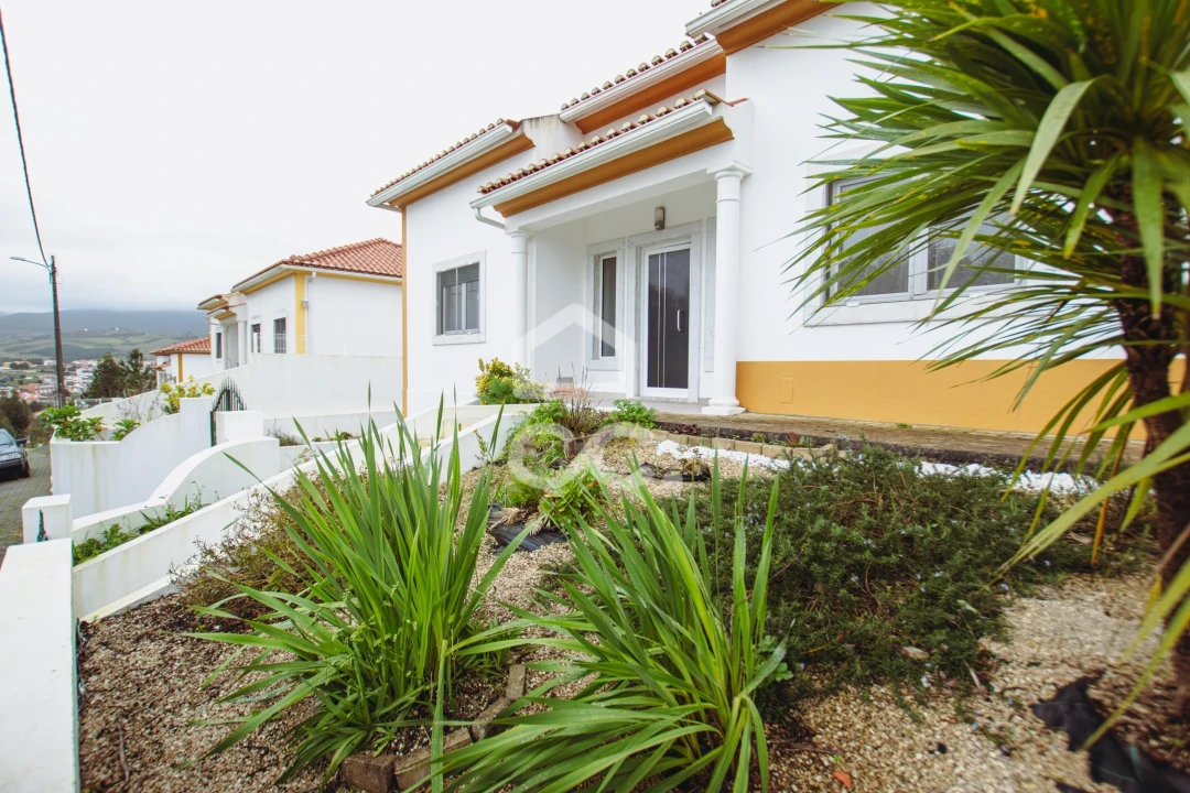 Moradia T3 para Venda em Vilarinho dos Galegos e Ventozelo Foto 1