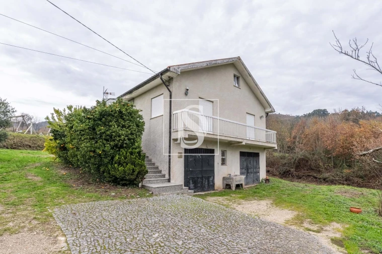 Moradia T3 para Venda em Eira Vedra Foto 28