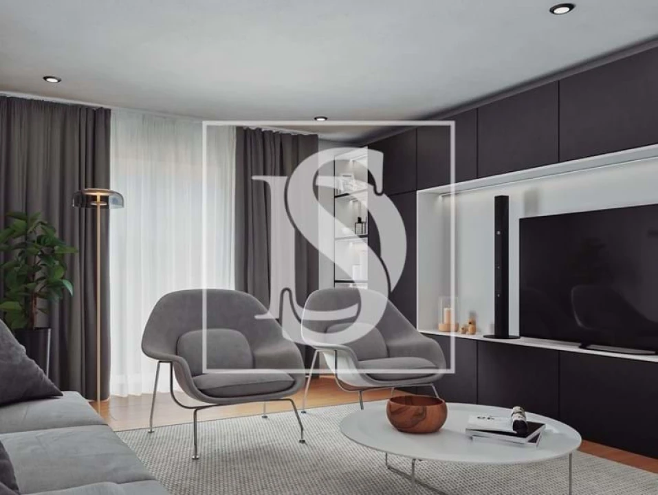 Moradia T4 para Venda em Madalena Foto 5