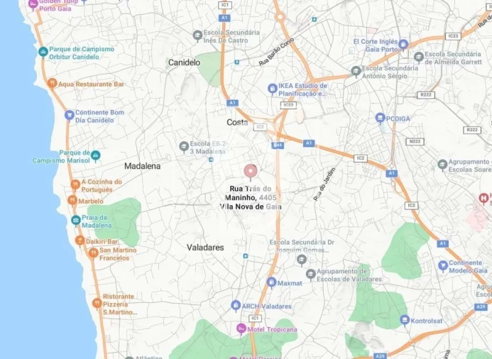 Moradia T4 para Venda em Madalena Foto 15