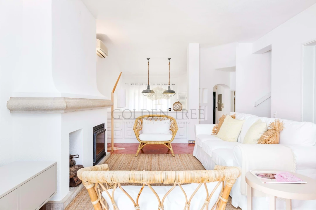 Moradia T3 para Venda em Almancil Foto 10