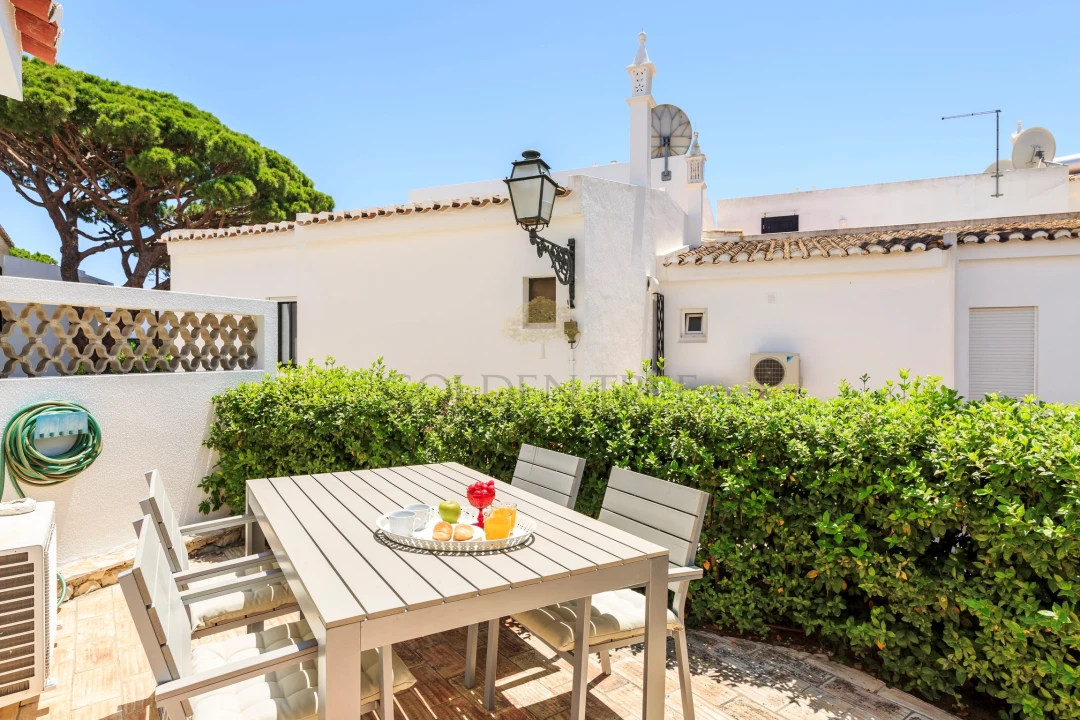 Moradia T3 para Venda em Almancil Foto 22