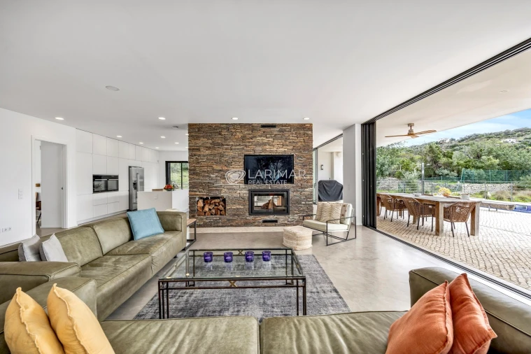 Moradia T3 para Venda em Loule (São Sebastião) Foto 7