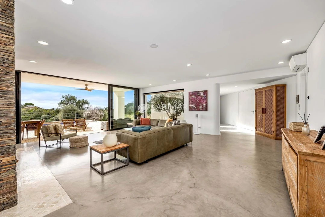 Moradia T3 para Venda em Loule (São Sebastião) Foto 10