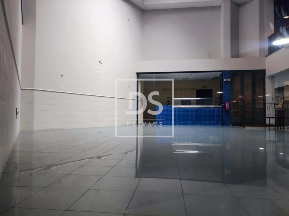 Negócio para Arrendamento em O. Azeméis, Riba-Ul, Ul, Macinhata Seixa, Madail Foto 17