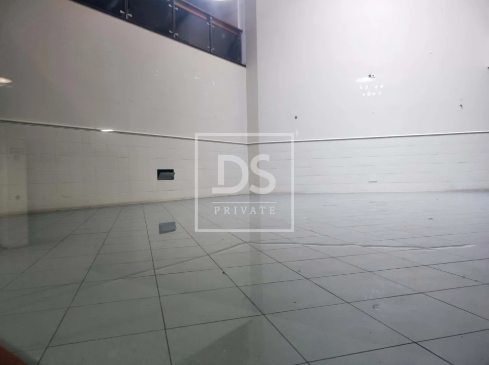 Negócio para Arrendamento em O. Azeméis, Riba-Ul, Ul, Macinhata Seixa, Madail Foto 16