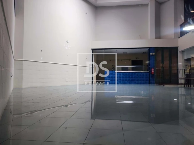 Negócio para Arrendamento em O. Azeméis, Riba-Ul, Ul, Macinhata Seixa, Madail Foto 17