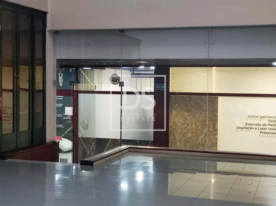 Negócio para Arrendamento em O. Azeméis, Riba-Ul, Ul, Macinhata Seixa, Madail Foto 14