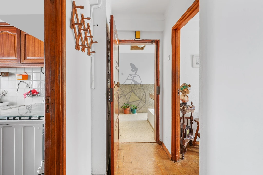 Apartamento T4 para Venda em Lagos (São Sebastião e Santa Maria) Foto 28