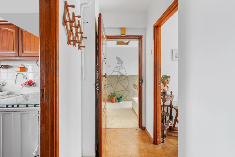 Apartamento T4 para Venda em Lagos (São Sebastião e Santa Maria) Foto 28