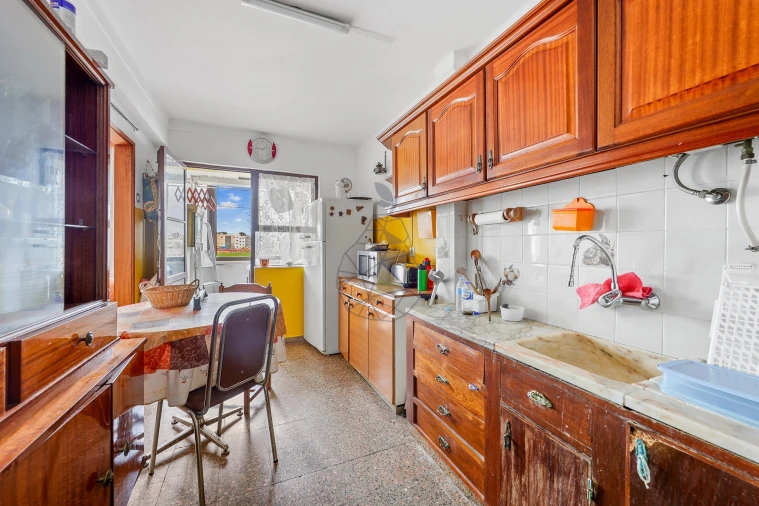 Apartamento T4 para Venda em Lagos (São Sebastião e Santa Maria) Foto 2