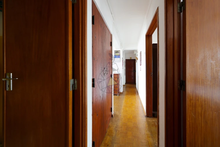 Apartamento T4 para Venda em Lagos (São Sebastião e Santa Maria) Foto 26