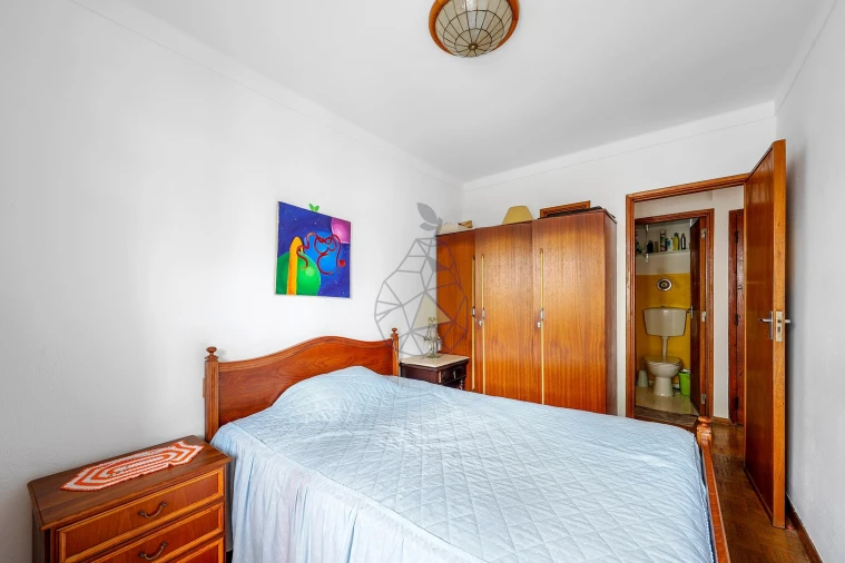 Apartamento T4 para Venda em Lagos (São Sebastião e Santa Maria) Foto 23