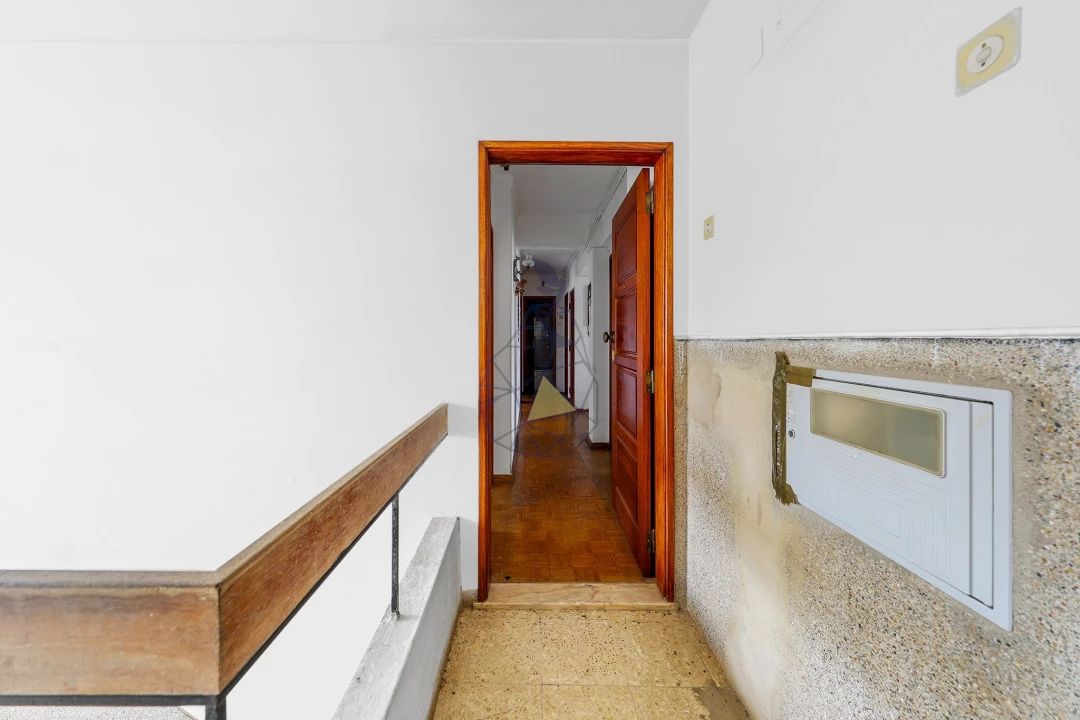 Apartamento T4 para Venda em Lagos (São Sebastião e Santa Maria) Foto 30