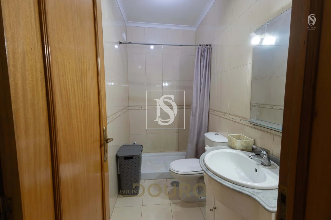 Apartamento T2 para Venda em Santa Marinha e São Pedro da Afurada Foto 23