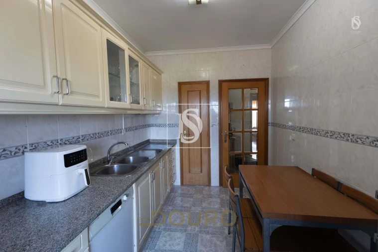 Apartamento T2 para Venda em Santa Marinha e São Pedro da Afurada Foto 22