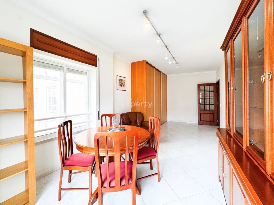 Apartamento T1 para Venda em Almada, Cova da Piedade, Pragal e Cacilhas Foto 2