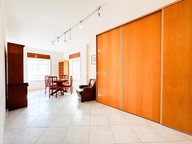 Apartamento T1 para Venda em Almada, Cova da Piedade, Pragal e Cacilhas Foto 1