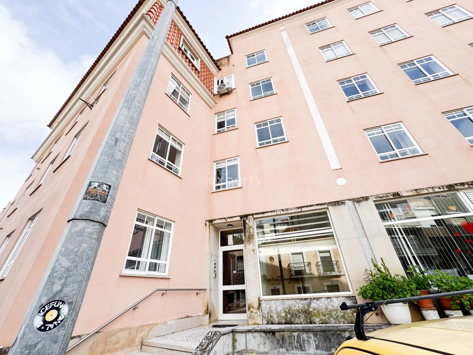 Apartamento T1 para Venda em Almada, Cova da Piedade, Pragal e Cacilhas Foto 9