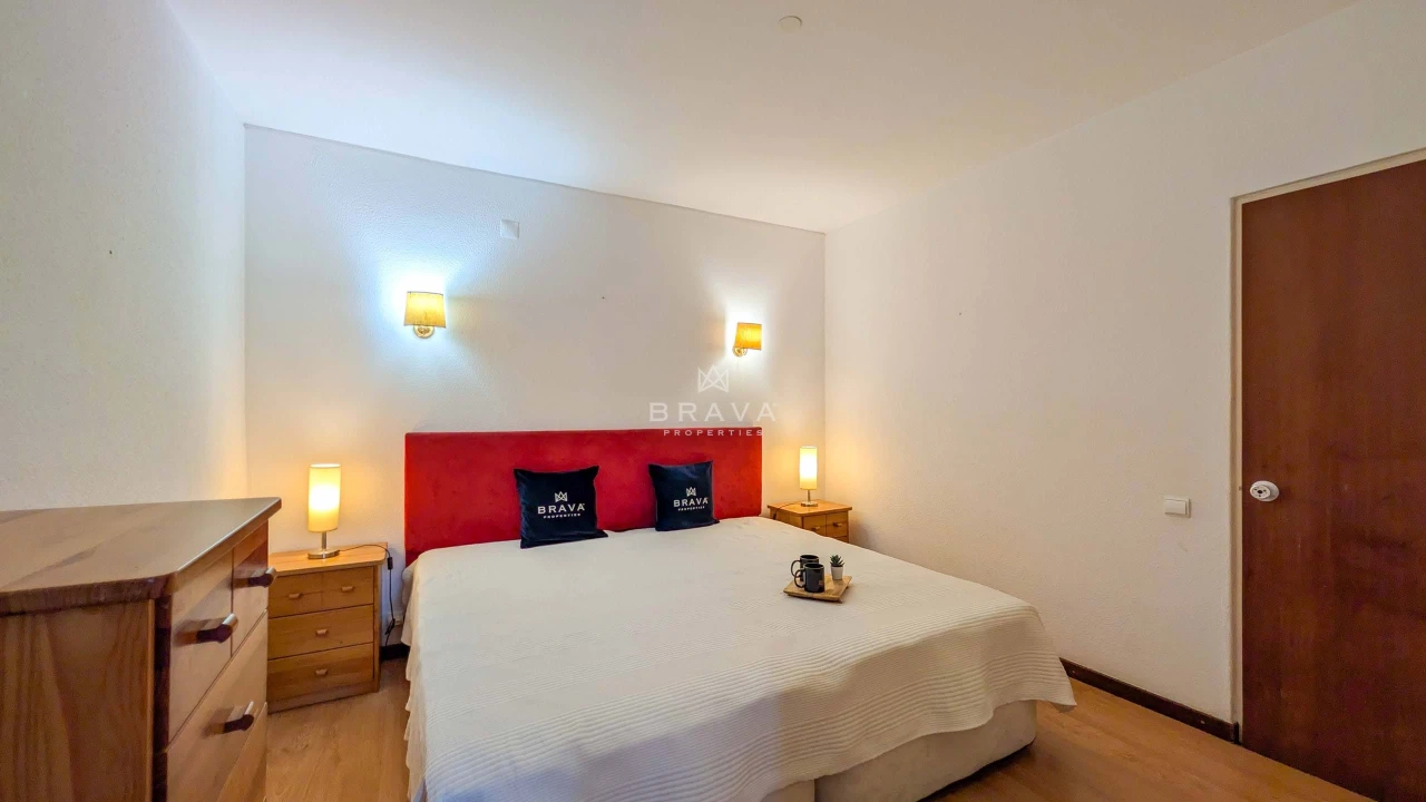 Apartamento T2 para Venda em Quarteira Foto 33