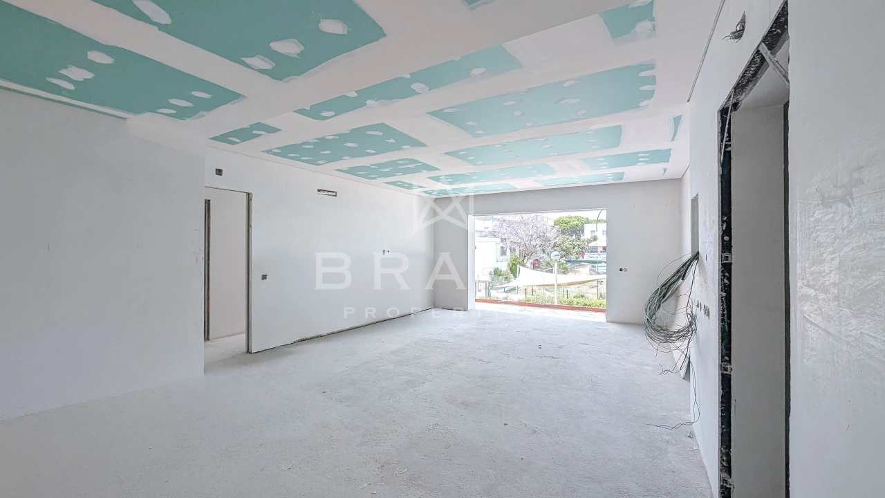 Apartamento T2 para Venda em Quarteira Foto 4