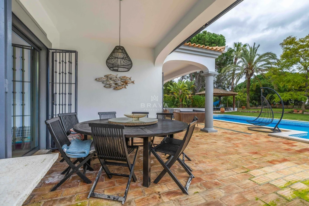 Moradia T4 para Venda em Quarteira Foto 51