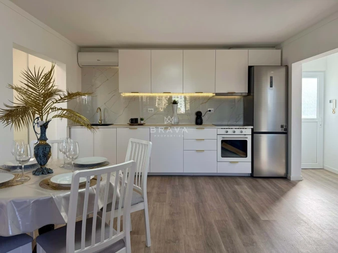 Apartamento T2 para Venda em Quarteira Foto 4