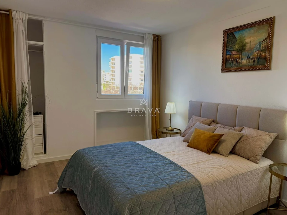 Apartamento T2 para Venda em Quarteira Foto 11