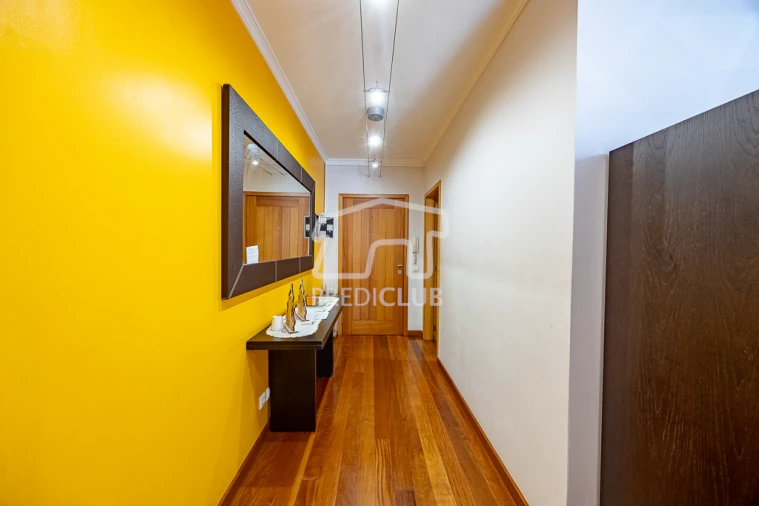 Apartamento T2 para Venda em Caniço Foto 10