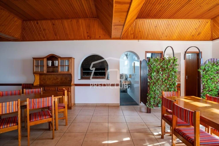 Negócio para Arrendamento em Caniço Foto 4