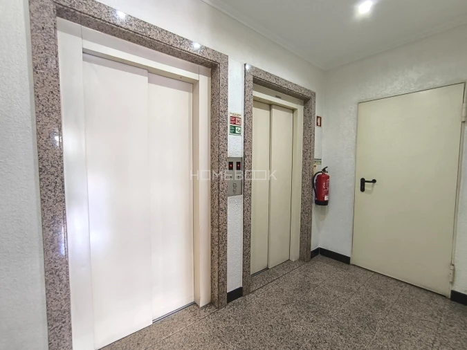 Apartamento T3 para Venda em Odivelas Foto 29