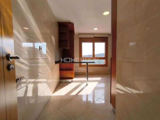 Apartamento T3 para Venda em Odivelas Foto 9