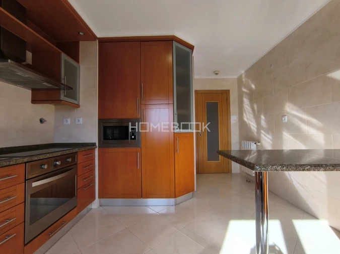 Apartamento T3 para Venda em Odivelas Foto 11