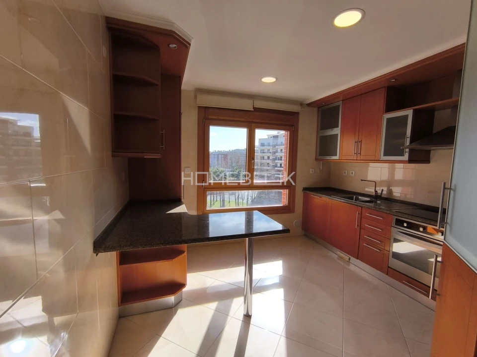 Apartamento T3 para Venda em Odivelas Foto 8