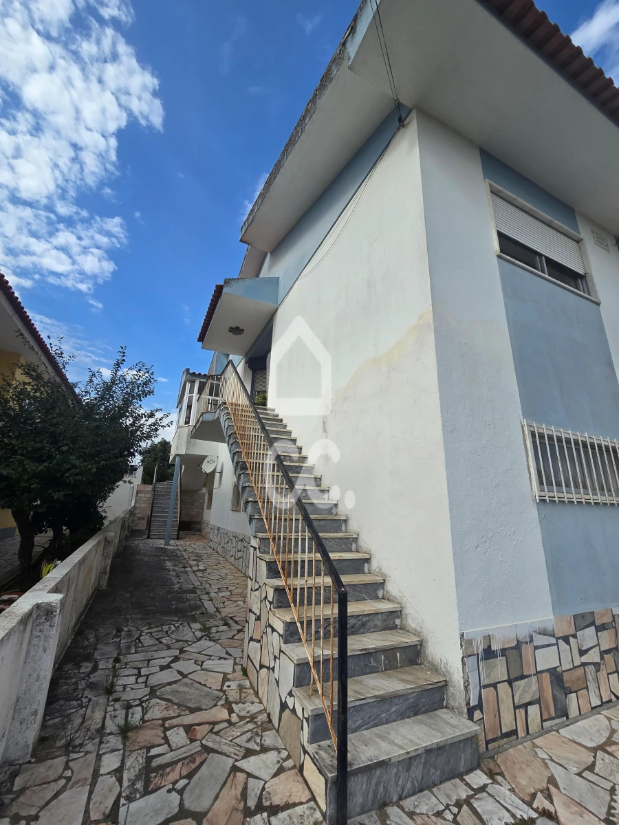 Moradia T3 para Venda em Santo Antão e São Julião do Tojal Foto 16