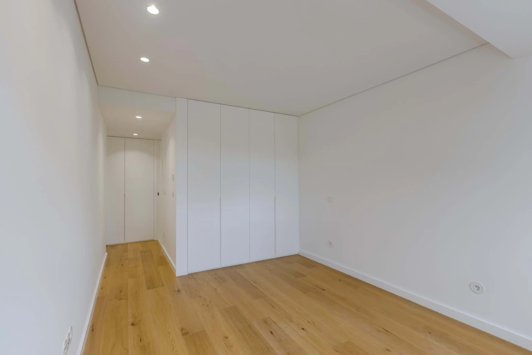 Apartamento T3 para Venda em Lordelo do Ouro e Massarelos Foto 17