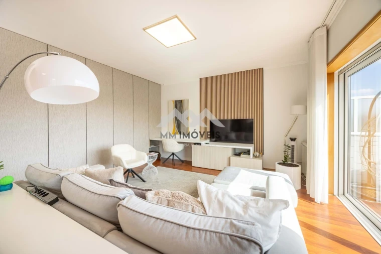 Apartamento T3 para Venda em Ramalde Foto 14