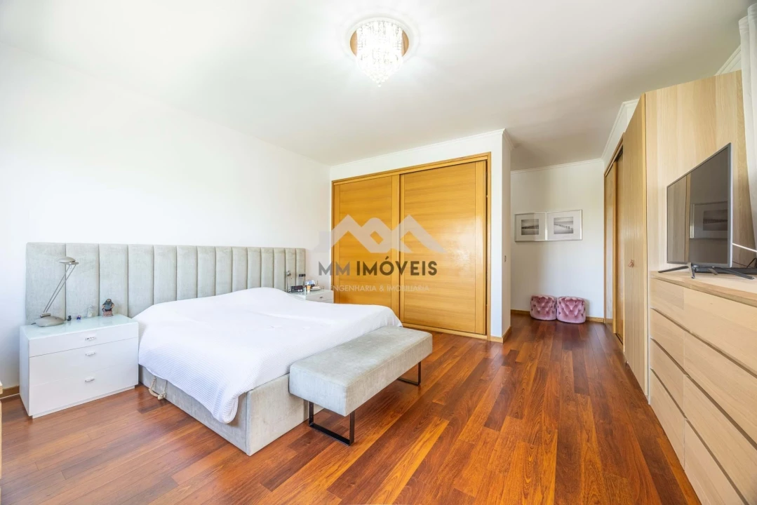 Apartamento T3 para Venda em Ramalde Foto 8