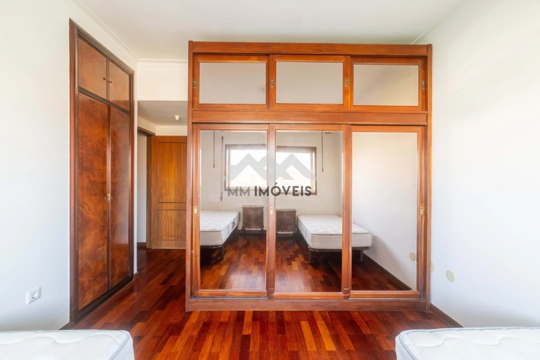 Apartamento T3 para Venda em Cidade da Maia Foto 23