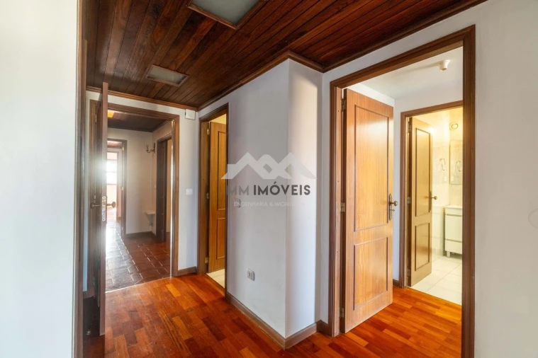 Apartamento T3 para Venda em Cidade da Maia Foto 30