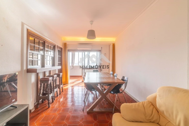 Apartamento T3 para Venda em Cidade da Maia Foto 4