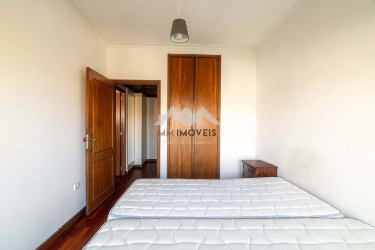 Apartamento T3 para Venda em Cidade da Maia Foto 21