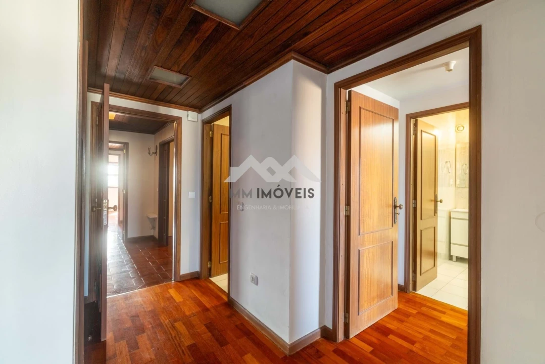 Apartamento T3 para Venda em Cidade da Maia Foto 30