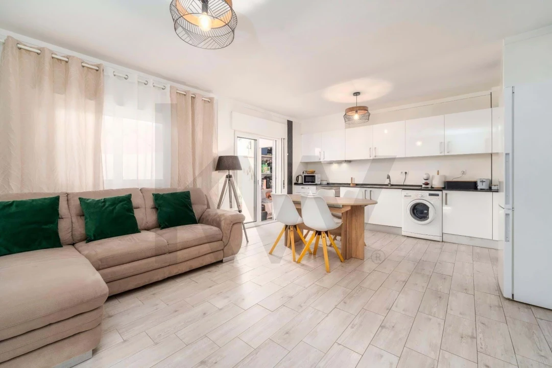 Apartamento T2 para Venda em Olhão Foto 1