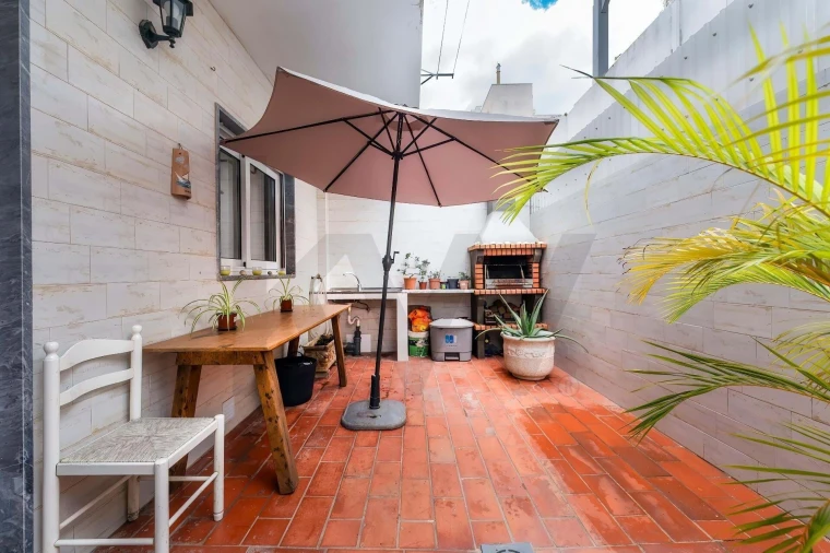 Apartamento T2 para Venda em Olhão Foto 4