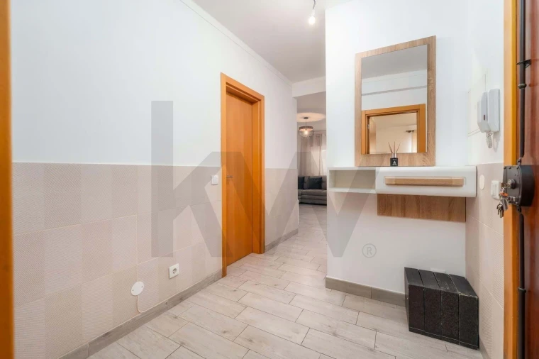 Apartamento T2 para Venda em Olhão Foto 18